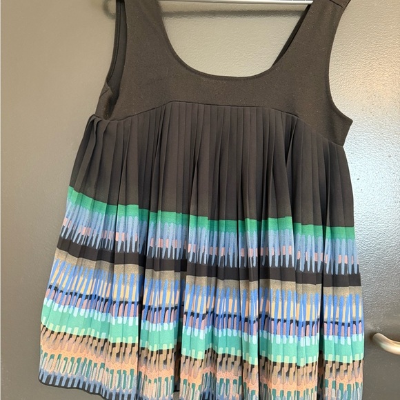 Deletta (Anthropologie) M Brown and Multicolor Pleated Tank Top GUC - Picture 2 of 13